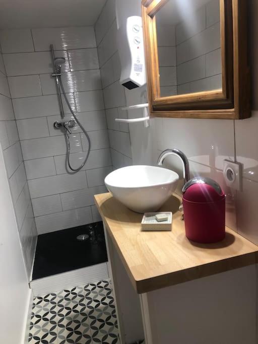 Bienvenue « A L'Ombre Du Figuier » Apartment Pieusse Ngoại thất bức ảnh